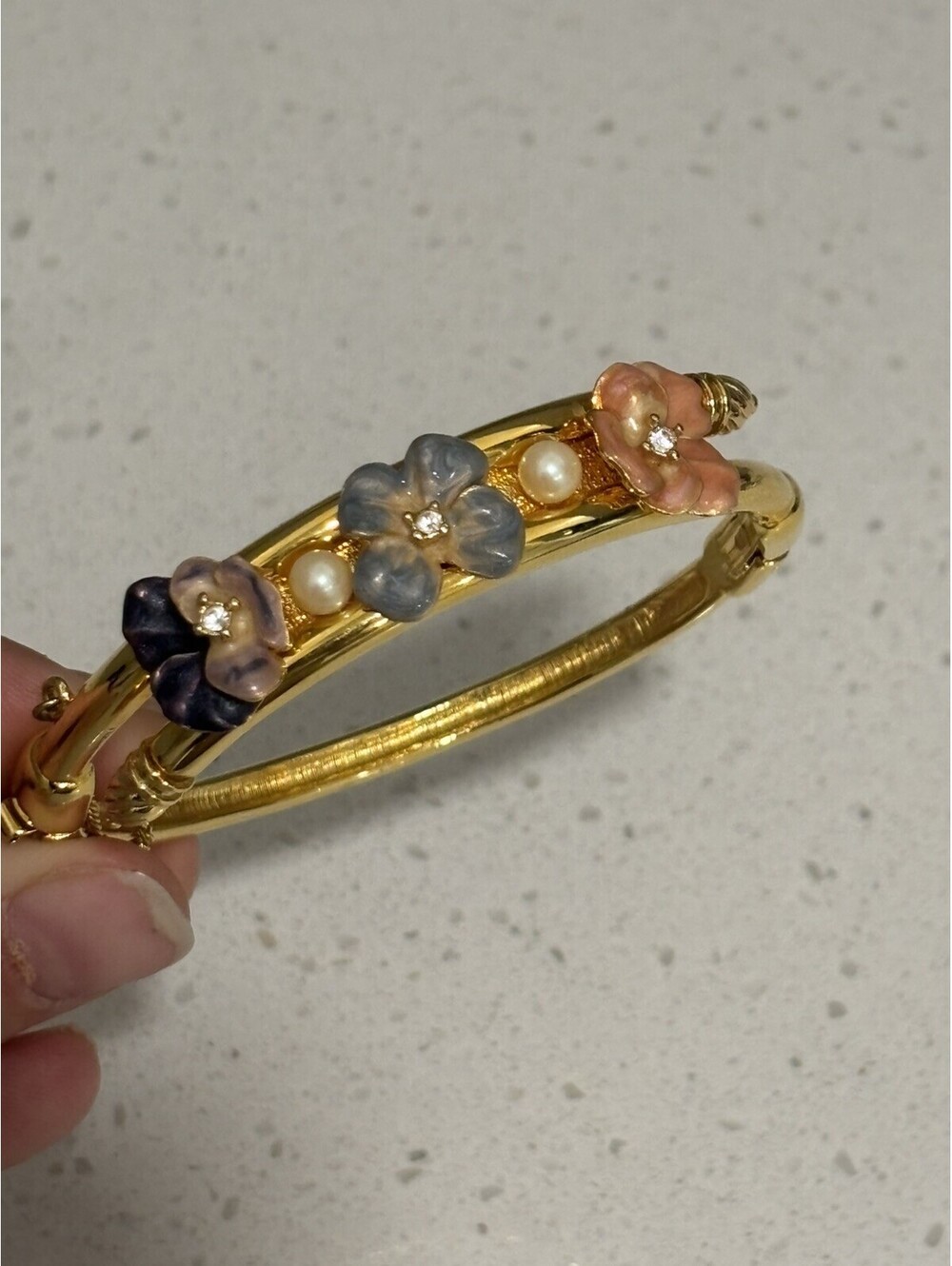 Vintage Joan Rivers Flower Bangle Bracelet Pearl Gold Tone With Safety Chain